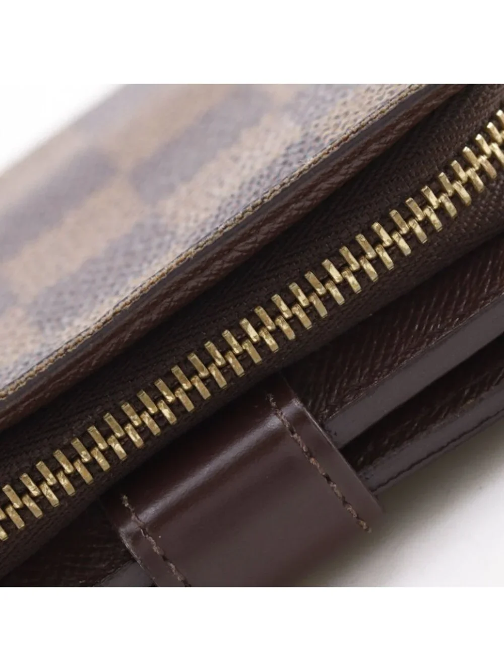 Louis Vuitton Compact Zip Damier Canvas Brown Bifold Wallet
